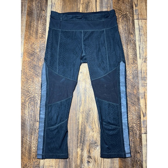 Lululemon Sz 4 Black Snake Print Mesh Panel Capri Athletic Leggings Womens - Picture 1 of 6